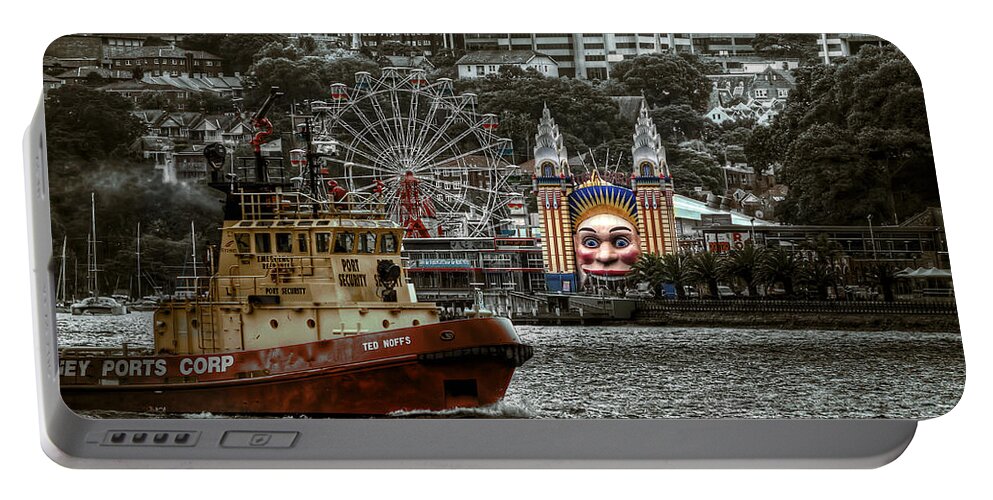 Sydney Portable Battery Charger featuring the photograph Under The Bridge by Wayne Sherriff