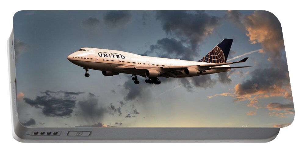 Boeing 747 Portable Battery Charger featuring the digital art United Boeing 747-422 by Airpower Art