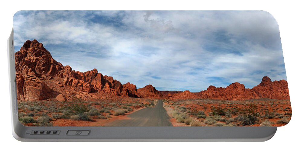 Valley Of Fire State Park Portable Battery Charger featuring the photograph Valley of Fire SP 17 by JustJeffAz Photography