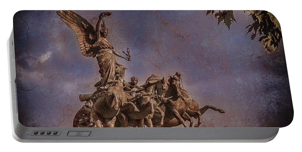 Art Portable Battery Charger featuring the photograph London, England - Victory by Mark Forte