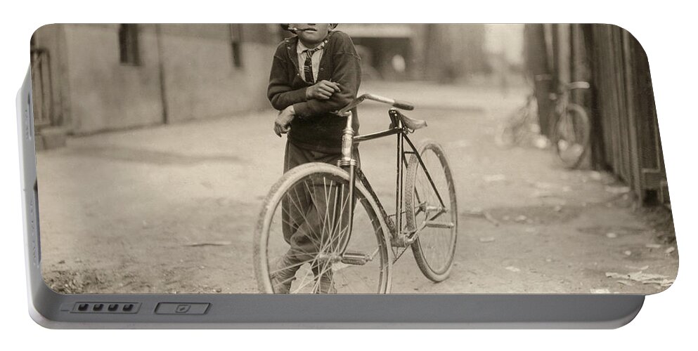 1913 Portable Battery Charger featuring the photograph Waco: Messenger, 1913 by Granger
