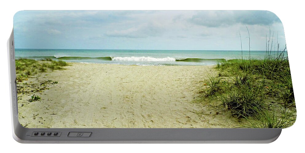 Vero Portable Battery Charger featuring the photograph Walk To Vero Beach by D Hackett