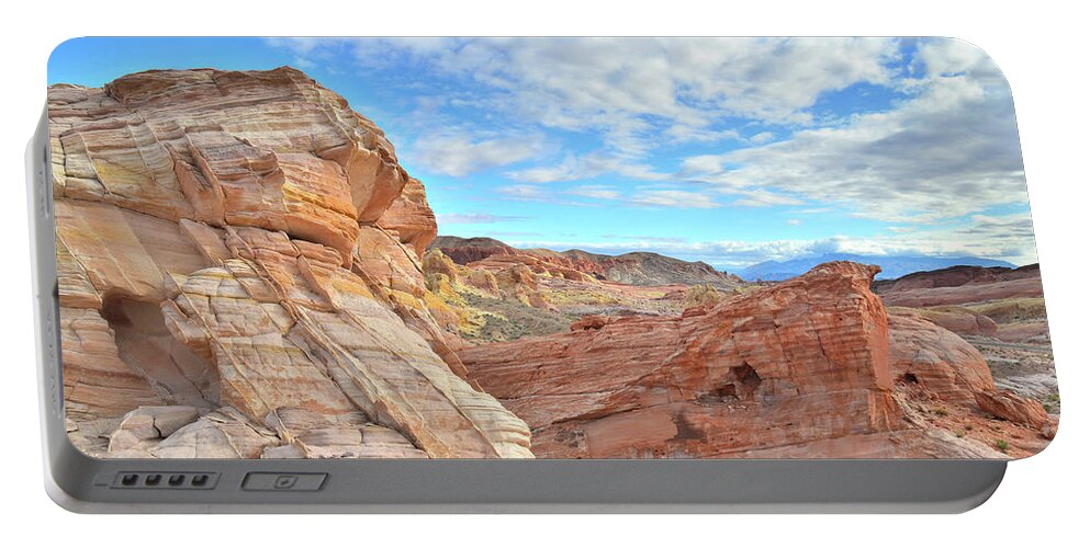 Valley Of Fire State Park Portable Battery Charger featuring the photograph Waves of Sandstone in Valley of Fire by Ray Mathis