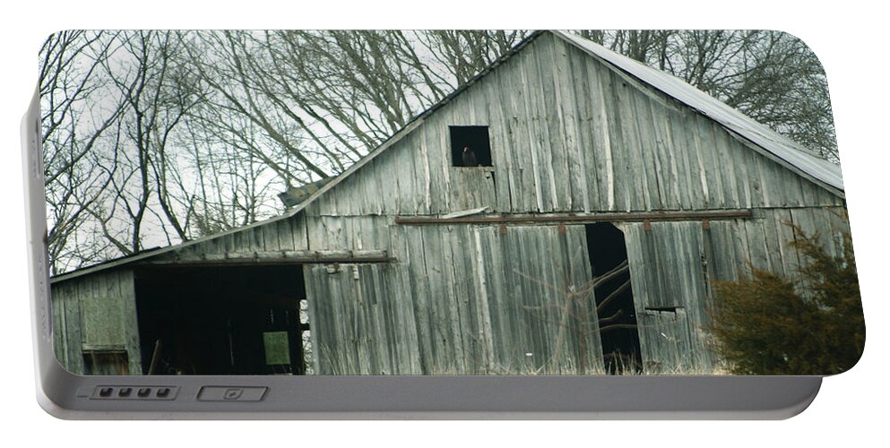 Barn Portable Battery Charger featuring the photograph Weathered Barn in Winter by Cricket Hackmann