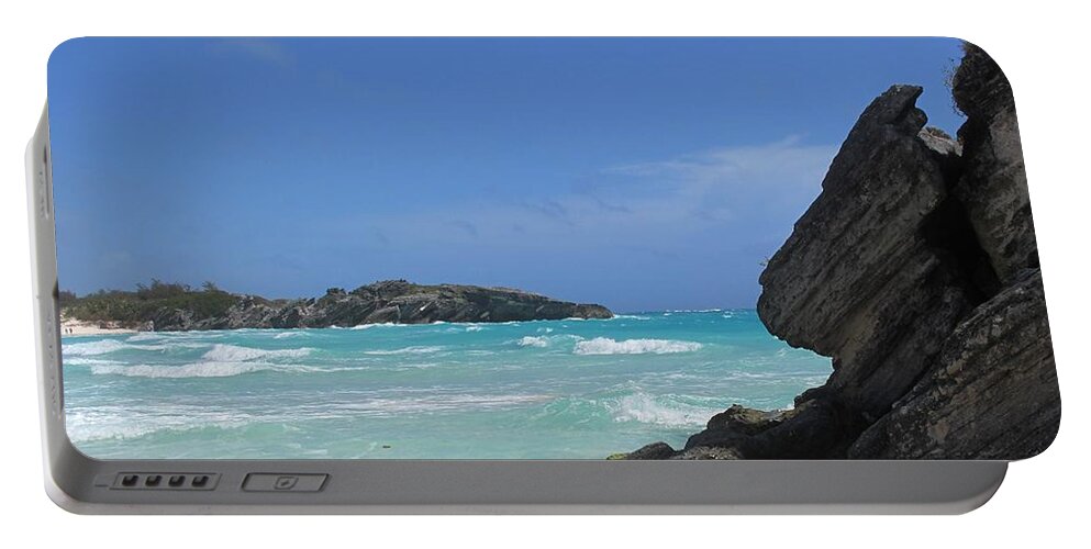 Bermuda Portable Battery Charger featuring the photograph West End Of Horseshoe Bay by Ian MacDonald