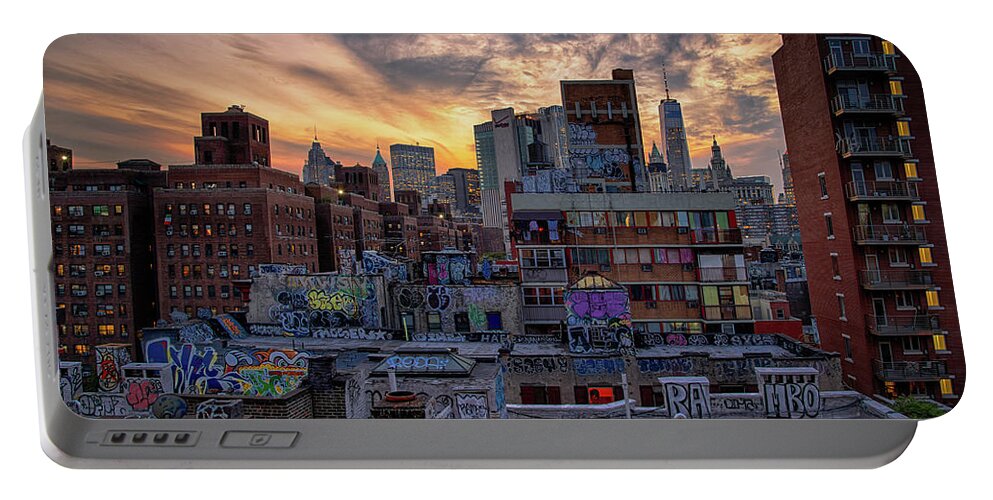 New York City Portable Battery Charger featuring the photograph What you see is what you get by Raf Winterpacht