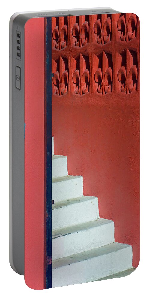 Staircase Portable Battery Charger featuring the photograph White Staircase Venice Beach California by David Smith
