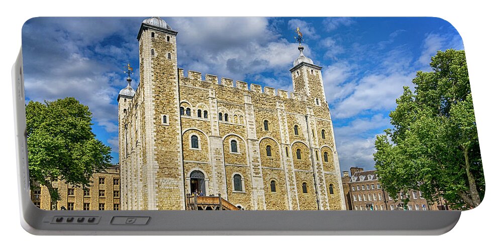 White Tower Portable Battery Charger featuring the photograph White Tower of London 7K_DSC1933_09092017 by Greg Kluempers