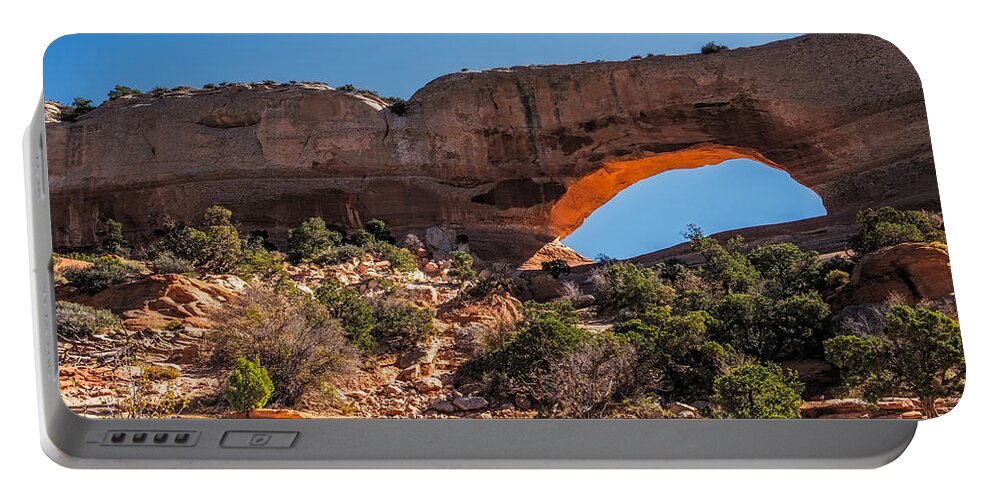 Wilson Arch Portable Battery Charger featuring the photograph Wilson Arch by Paul Freidlund
