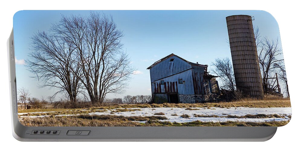Wisconsin Portable Battery Charger featuring the photograph Winter Barn by Kathleen Scanlan
