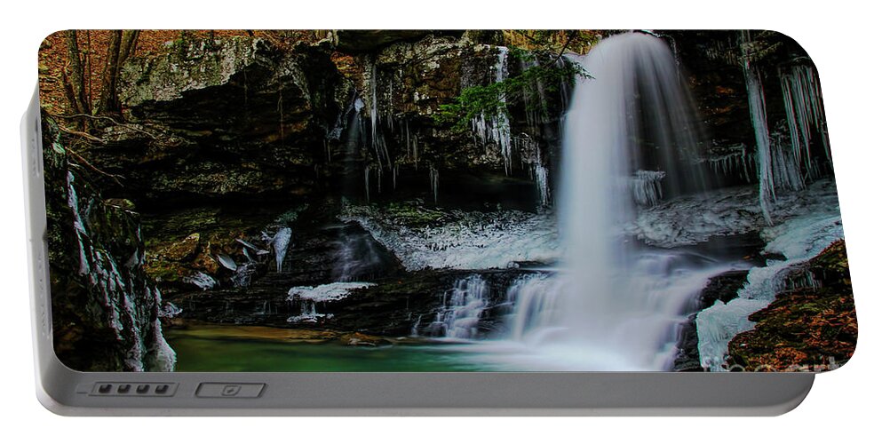 Cloudland Canyon State Park Portable Battery Charger featuring the photograph Wintery Waterfalls crop by Barbara Bowen