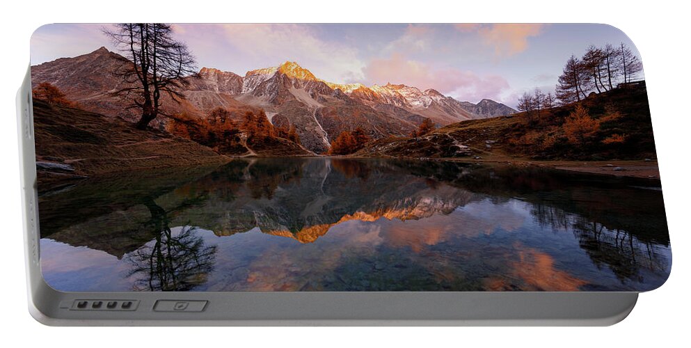 Lake Portable Battery Charger featuring the photograph Wonderment by Dominique Dubied