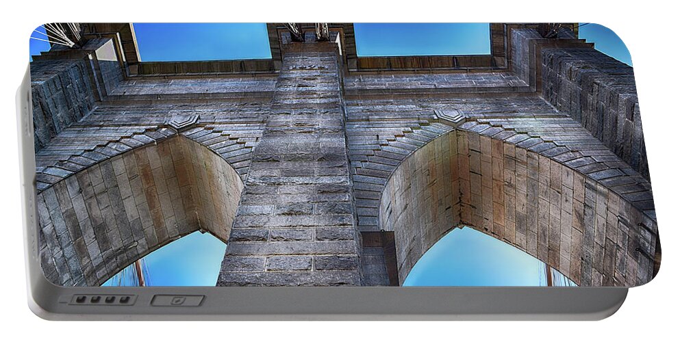 Brooklyn Bridge Portable Battery Charger featuring the photograph Brooklyn Bridge Tower by Dyle Warren