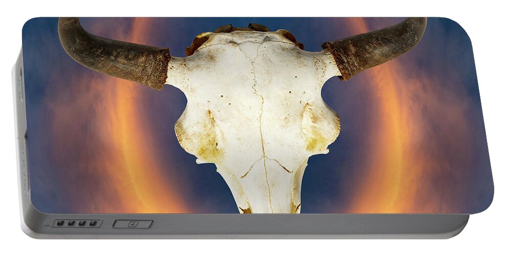 Kansas Portable Battery Charger featuring the photograph Bison Skull 001 by Rob Graham