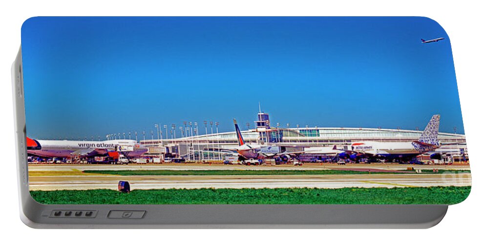  Chicago Portable Battery Charger featuring the photograph Chicago, International, Terminal by Tom Jelen