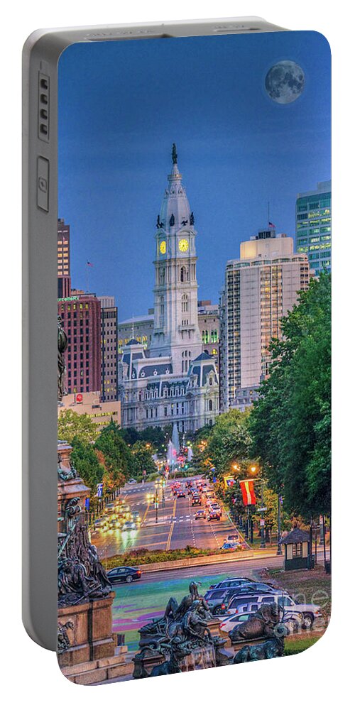 Ben Franklin Parkway Portable Battery Charger featuring the photograph Philadelphia City Hall Full Moon by David Zanzinger