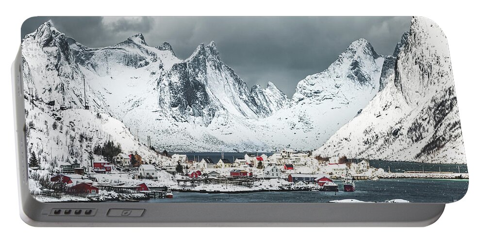 Kremsdorf Portable Battery Charger featuring the photograph Cold World by Evelina Kremsdorf