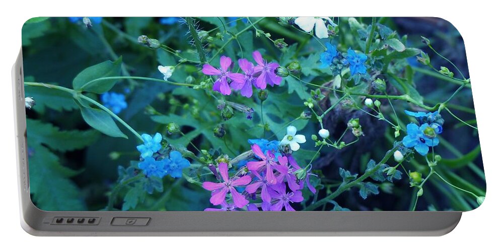 Garden Art Portable Battery Charger featuring the photograph Cool Bouquet by Rosanne Licciardi