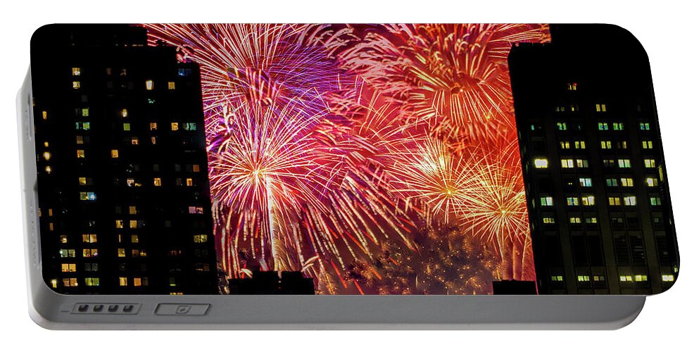 Fireworks Portable Battery Charger featuring the photograph Fireworks In New York City by Chris Lord