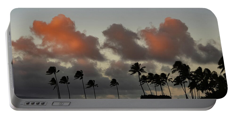 Hawaii Portable Battery Charger featuring the photograph Kapalua Shores by G Lamar Yancy