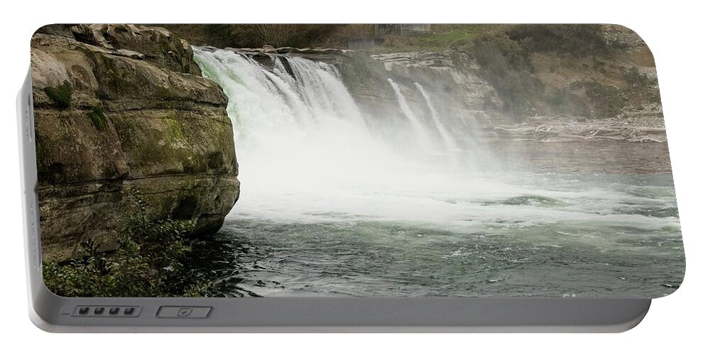 Maruia Falls Portable Battery Charger featuring the photograph Maruia Falls by Fran Woods