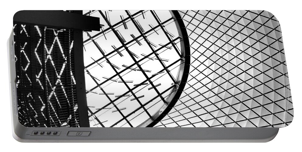 Patterns Portable Battery Charger featuring the photograph Oculus and Sky Reflector Net by Steve Ember