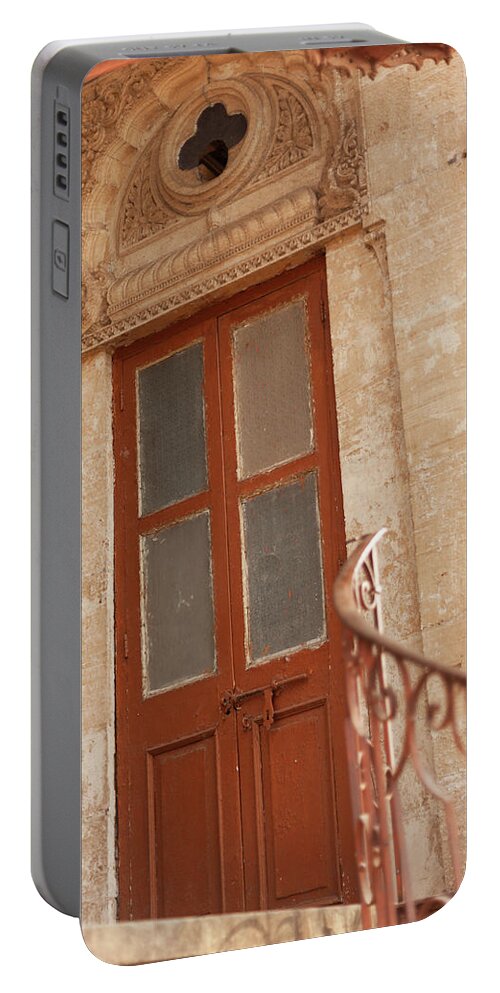 Doorway Portable Battery Charger featuring the photograph Shinde Chhatri Door by Fran Riley