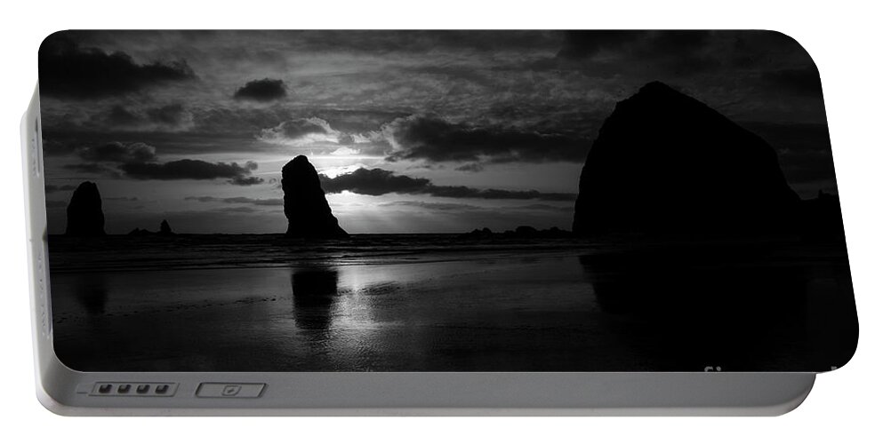 Sunset Portable Battery Charger featuring the photograph Sunset at Cannon by David Bearden