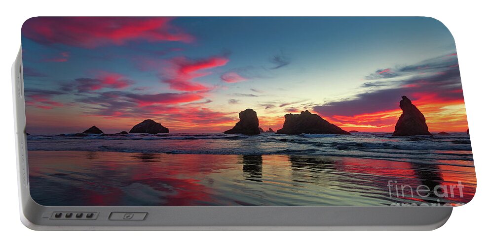 Bandon Beach Portable Battery Charger featuring the photograph Sunset On Bandon Beach by Doug Sturgess