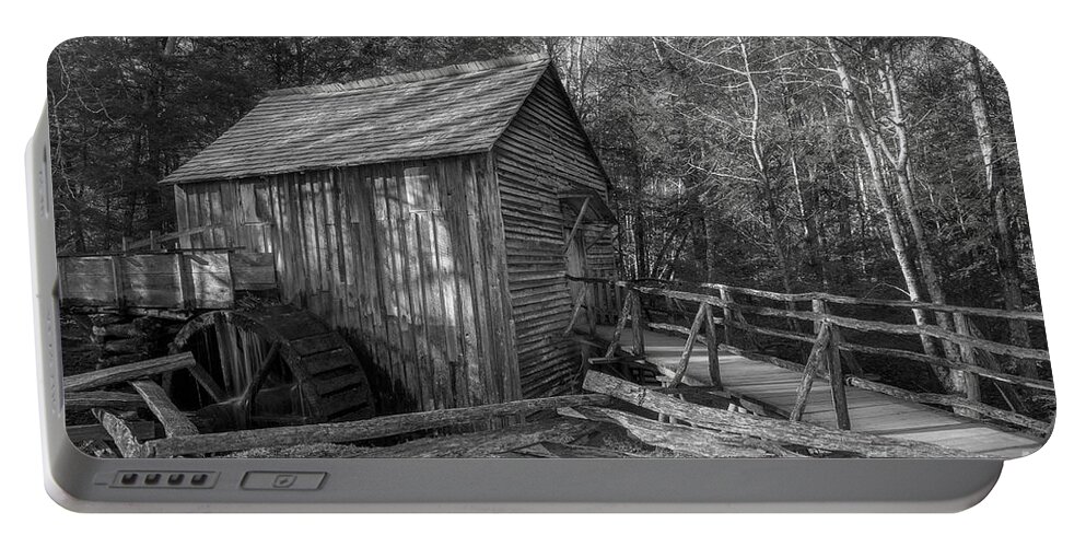Grist Mill Portable Battery Charger featuring the photograph Tennessee Mill 2 by Mike Eingle