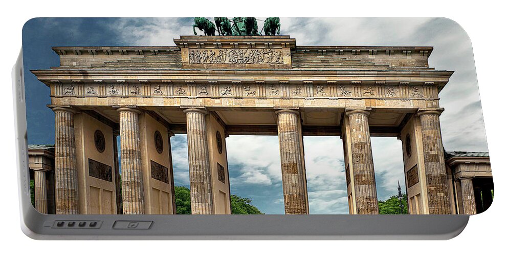 Endre Portable Battery Charger featuring the photograph The Brandenburg Gate by Endre Balogh