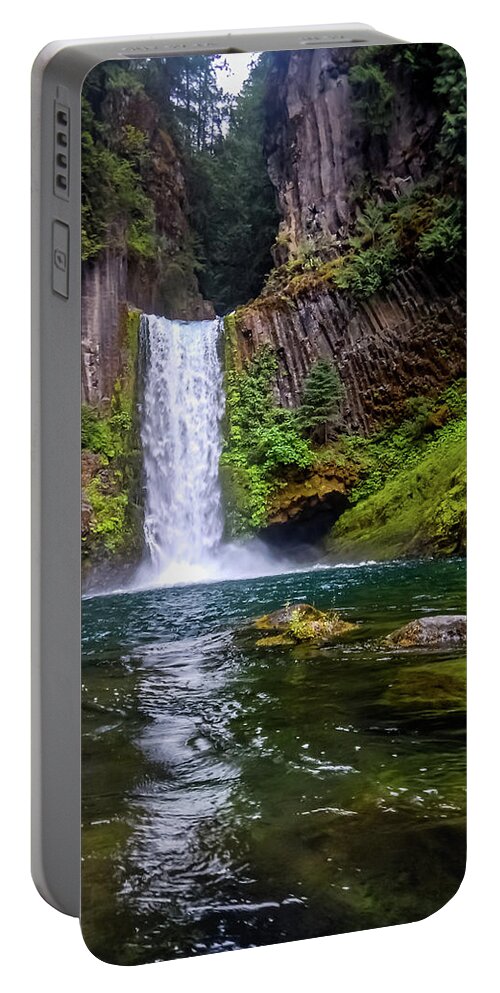 Toketee Falls Portable Battery Charger featuring the photograph Toketee Falls Oregon  by Joe Kopp