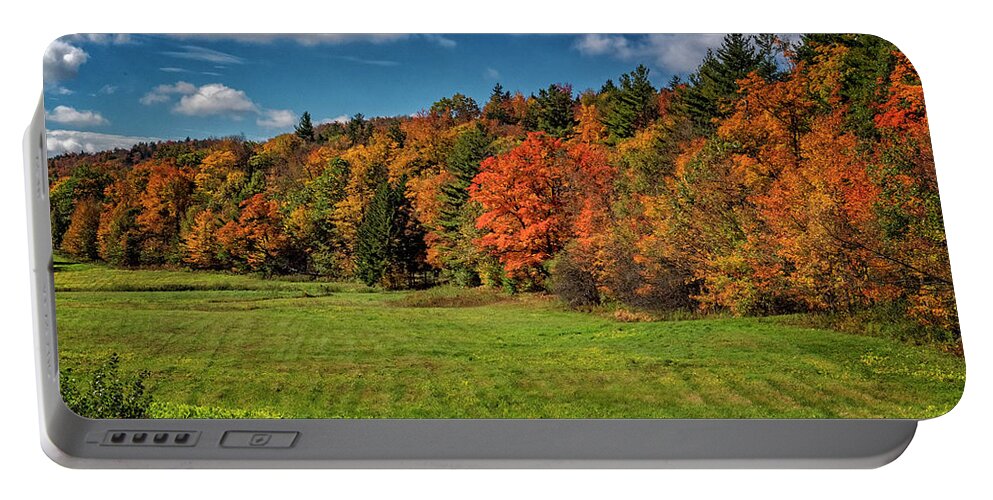 Hayward Garden Putney Vermont Portable Battery Charger featuring the photograph Vermont Autumn Colors by Tom Singleton