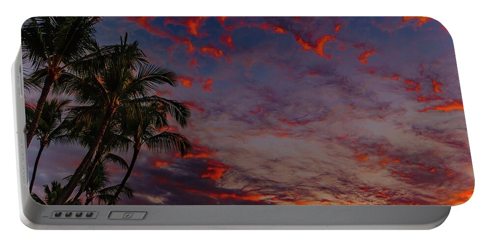 Hawaii Portable Battery Charger featuring the photograph Warm Sky by John Bauer