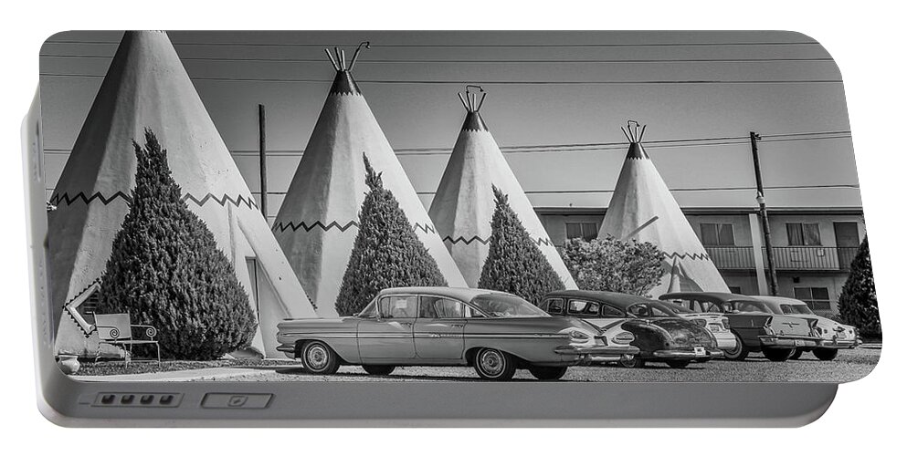 Holbrook Portable Battery Charger featuring the photograph Wigwam Motel Park BW by Micah Offman