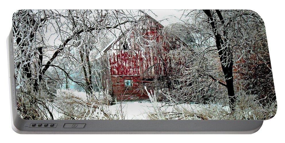 Christmas Portable Battery Charger featuring the photograph Winter Wonderland by Julie Hamilton