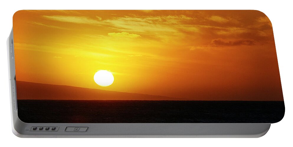 Hawaii Portable Battery Charger featuring the photograph Ka'anapali Sunset by Laura Tucker
