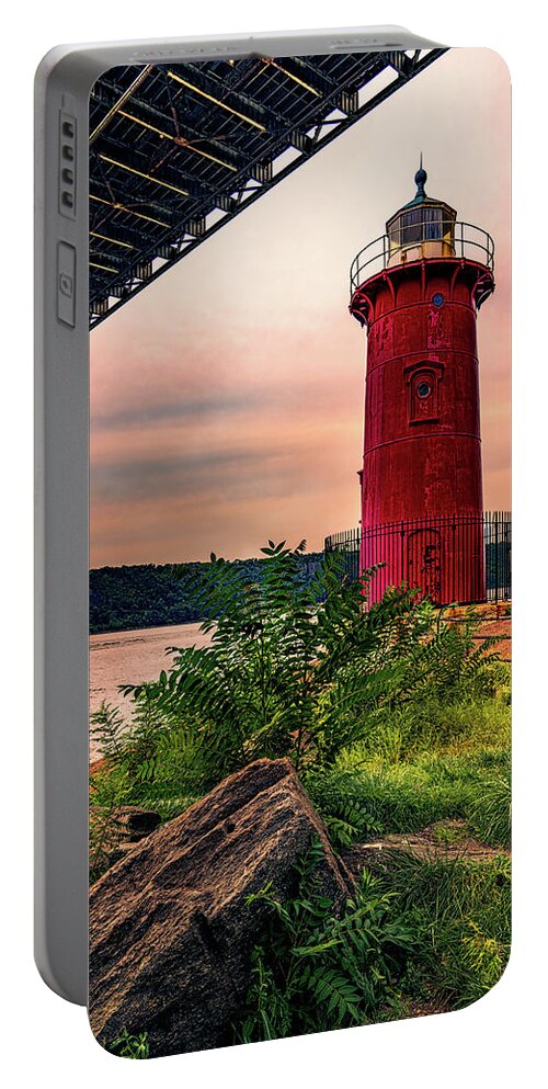 George Washington Bridge Portable Battery Charger featuring the photograph The Little Red Lighthouse by Chris Lord
