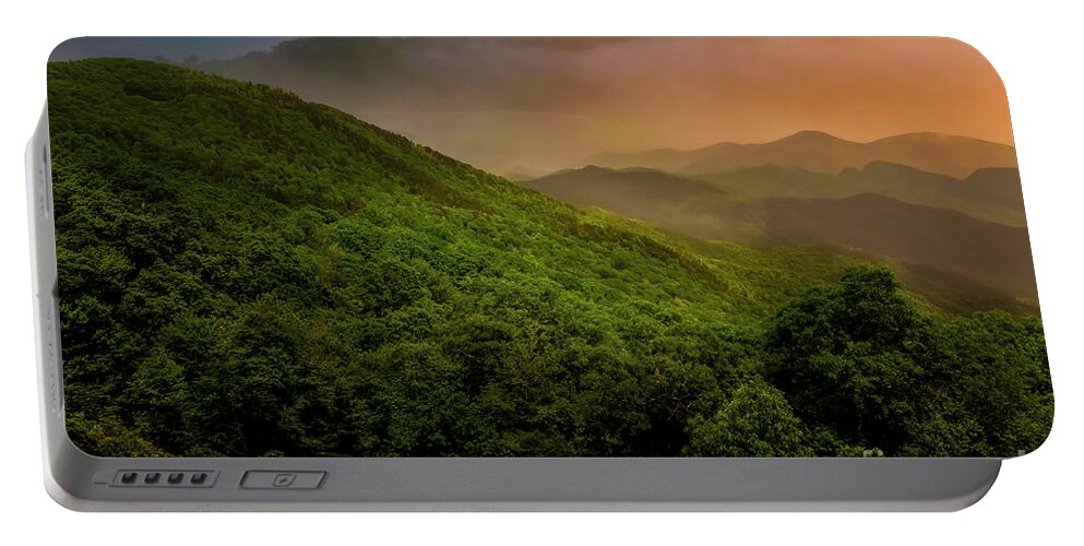 Sunrise Portable Battery Charger featuring the photograph A Blue Ridge morning by Shelia Hunt
