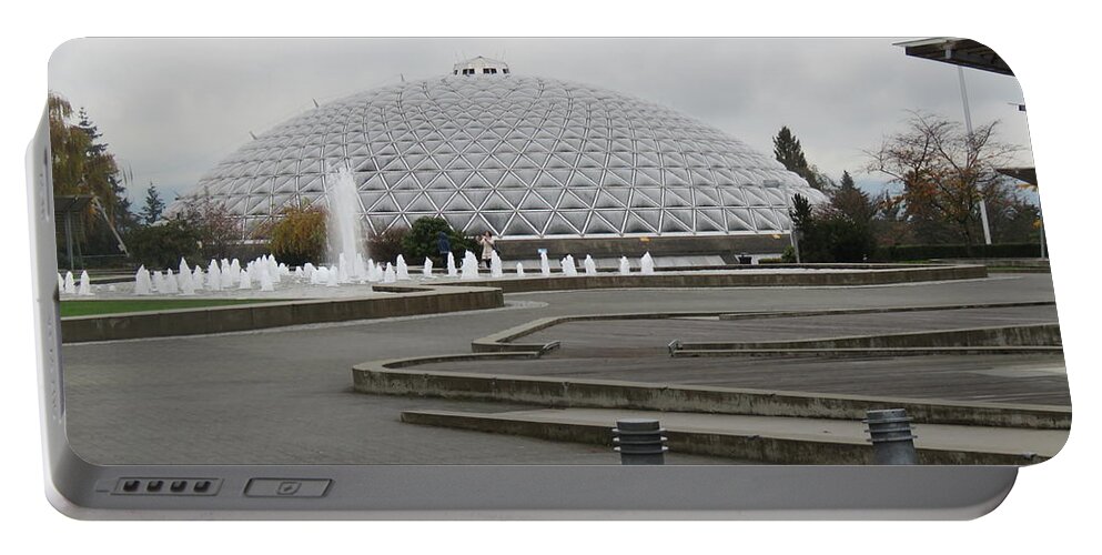 Fall Portable Battery Charger featuring the photograph Bloedel Conservatory by Mary Mikawoz