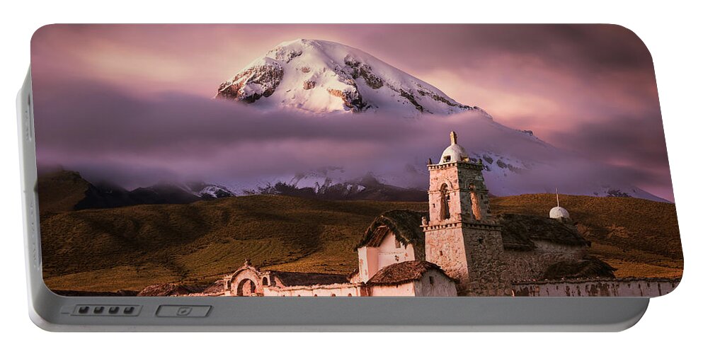 Tomarapi Portable Battery Charger featuring the photograph Church Tomarapi by Peter Boehringer