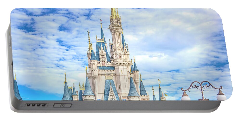 Magic Kingdom Portable Battery Charger featuring the photograph Cinderella Castle by Mark Andrew Thomas
