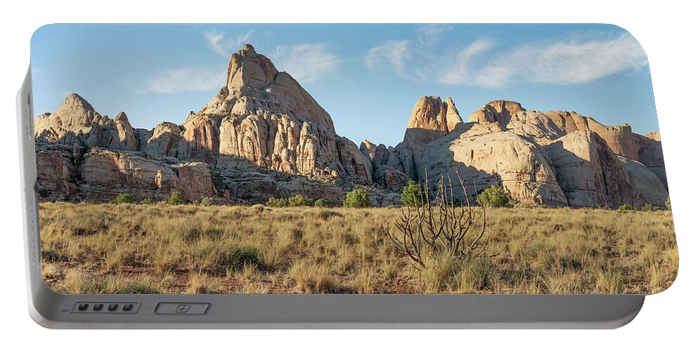 Utah Portable Battery Charger featuring the photograph Cohab Canyon View by Aaron Spong