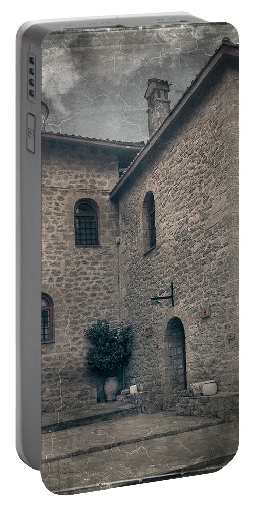 Greece Portable Battery Charger featuring the photograph Courtyard by M Kathleen Warren