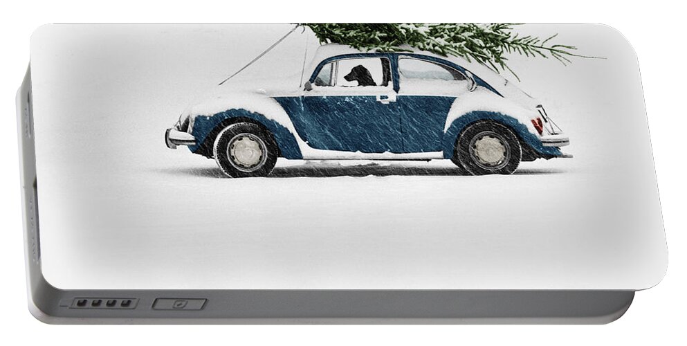 Americana Portable Battery Charger featuring the photograph Dog in Car with Christmas Tree by Ulrike Welsch