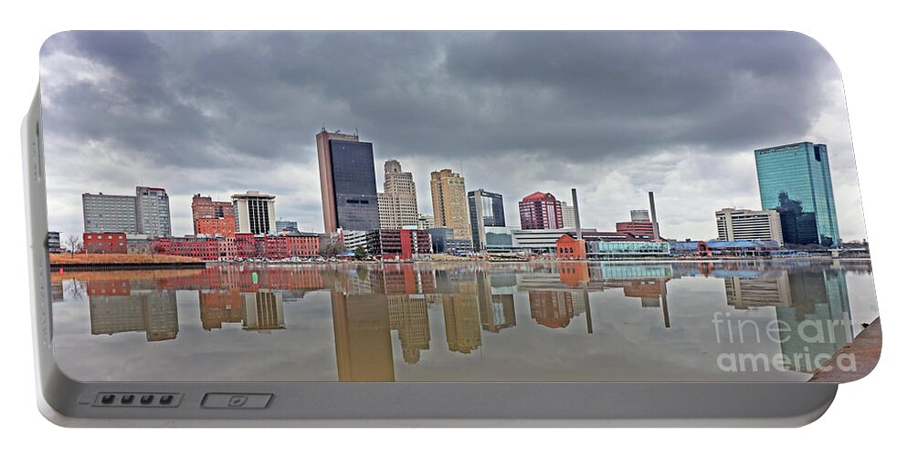 Downtown Toledo Portable Battery Charger featuring the photograph Downtown Toledo Reflections 0586 by Jack Schultz