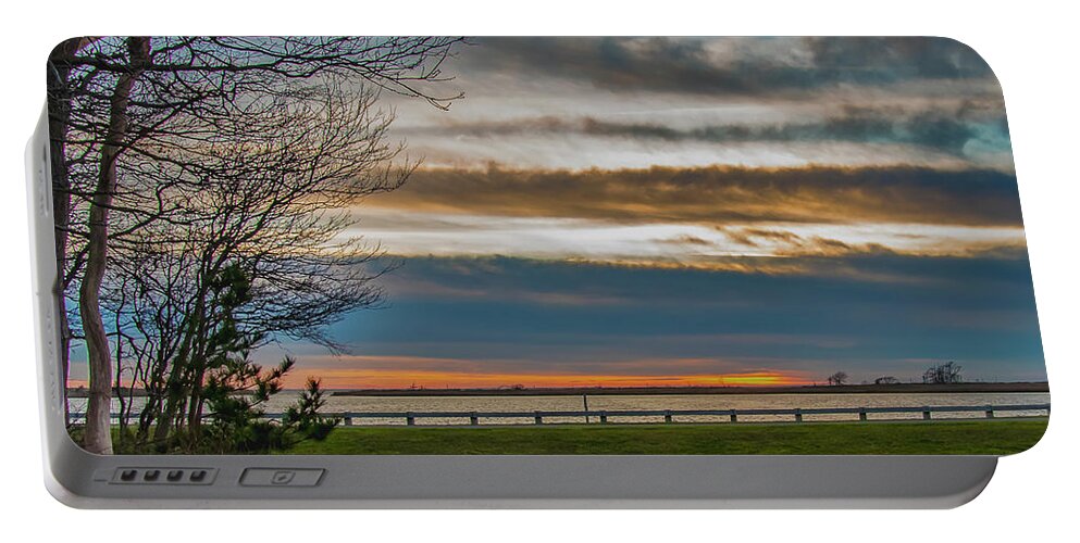 Landscape Portable Battery Charger featuring the photograph Dusk At The Park by Cathy Kovarik