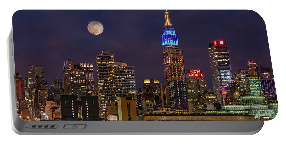 Nyc Skyline Portable Battery Charger featuring the photograph Empire State Blue Moon NYC by Susan Candelario