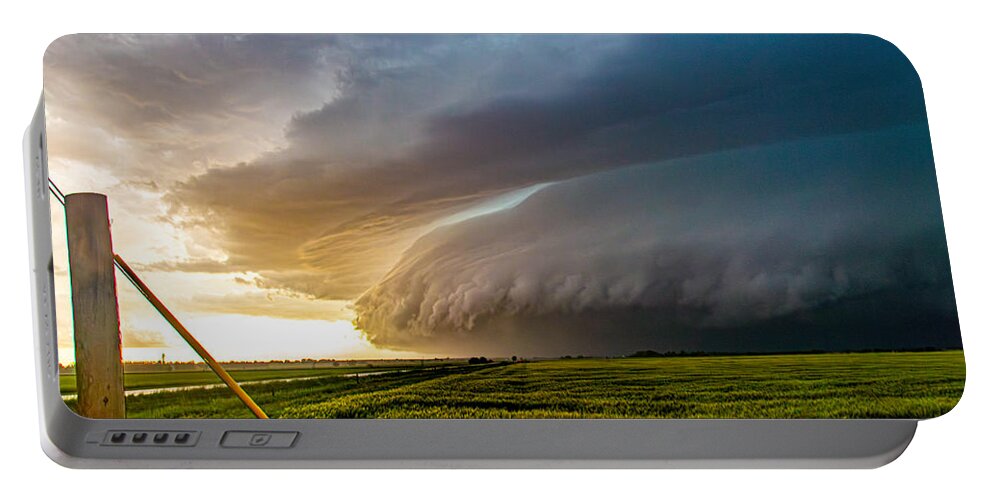 Nebraskasc Portable Battery Charger featuring the photograph Epic Severe Weather 026 by Dale Kaminski