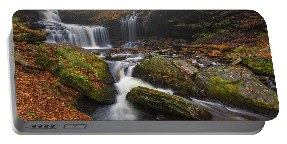 Waterfalls Portable Battery Charger featuring the photograph Falling Falls by Darren White